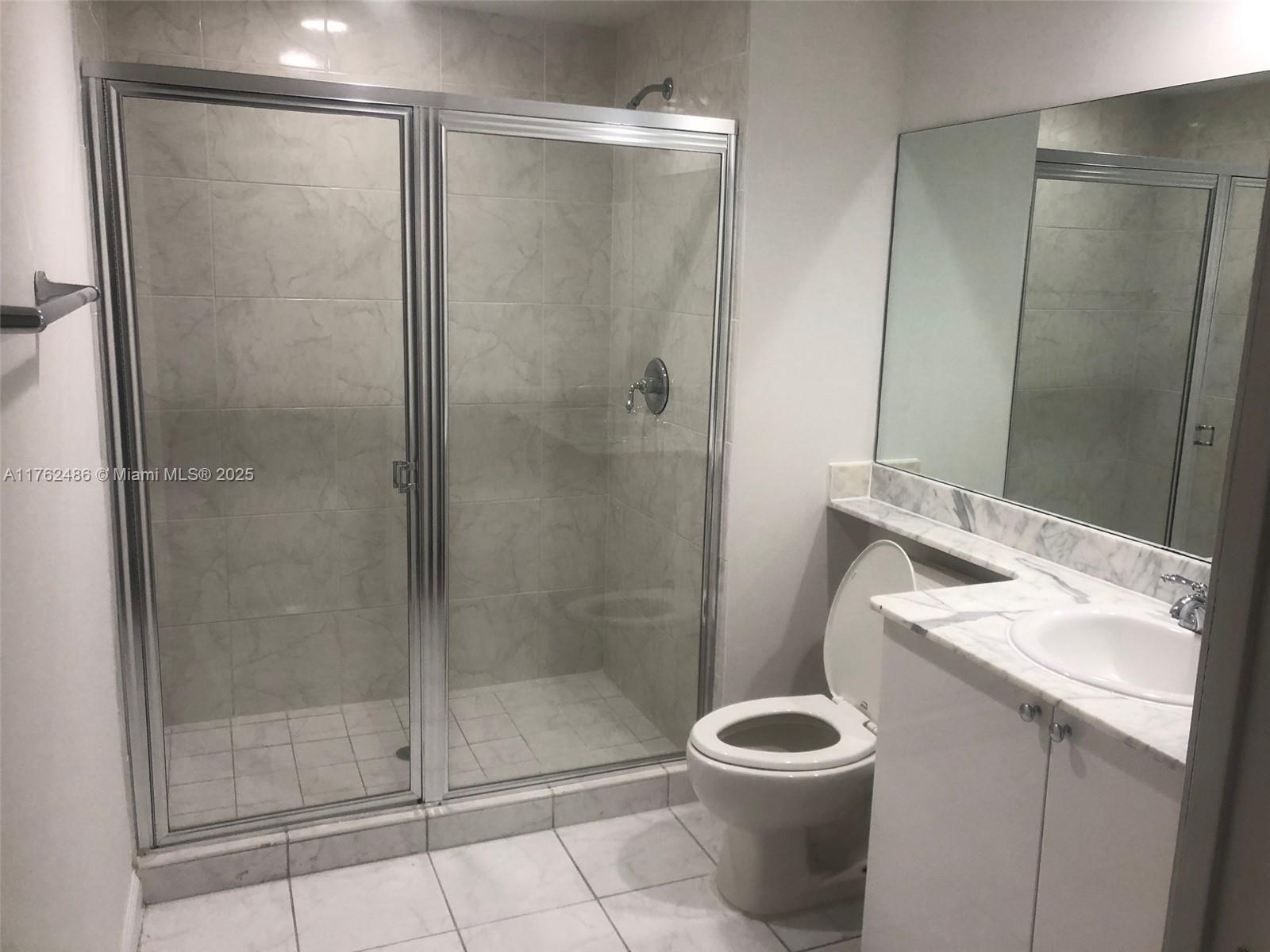 VENTURE AT AVENTURA WEST - Residential