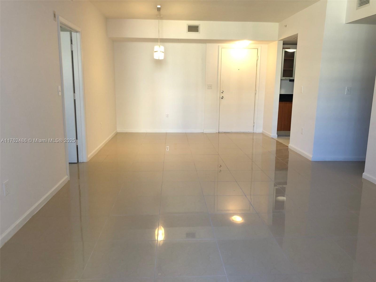 VENTURE AT AVENTURA WEST - Residential