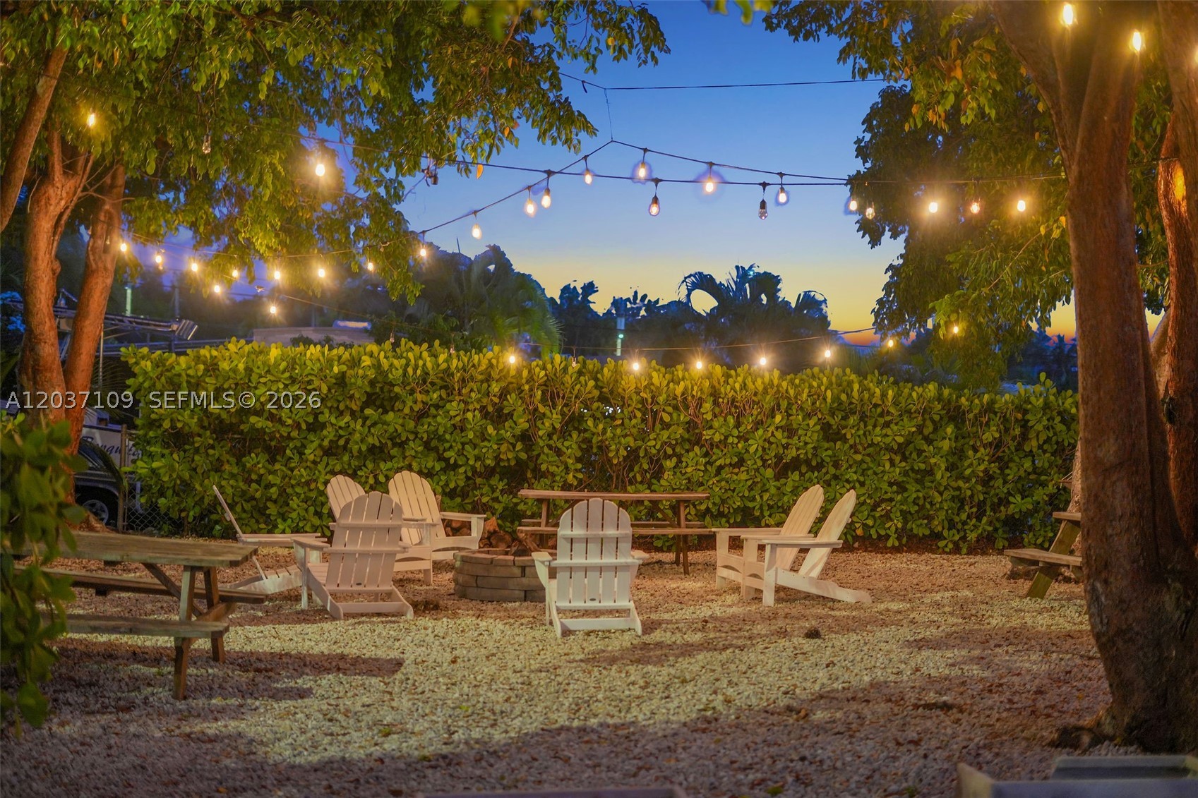 CALUSA CAMPGROUND - Land