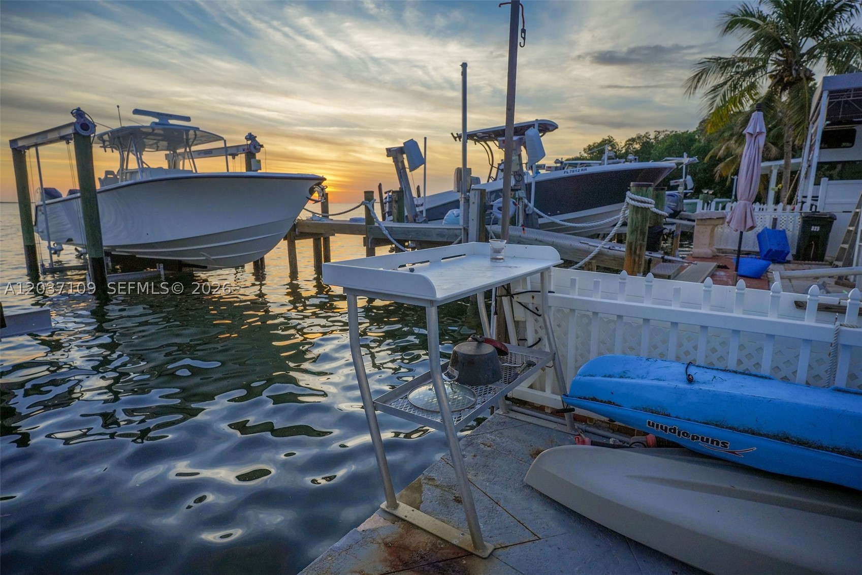 CALUSA CAMPGROUND - Land