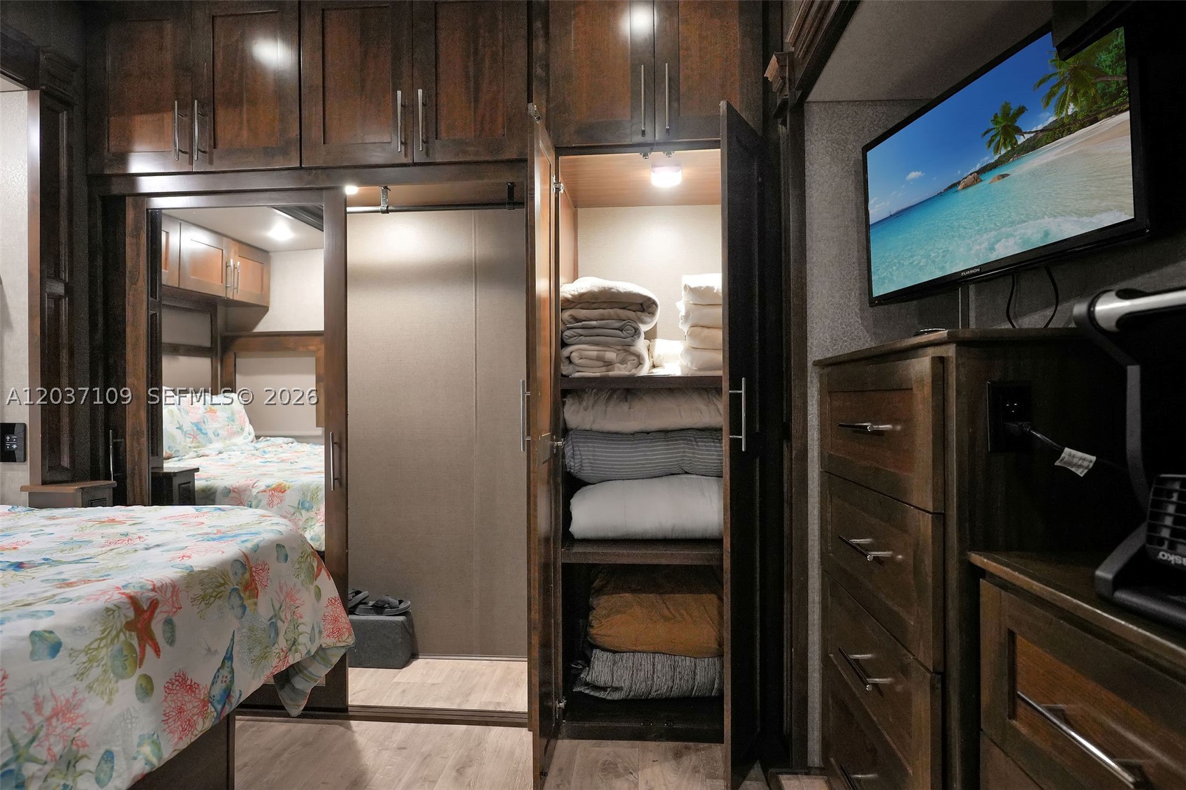 CALUSA CAMPGROUND - Land