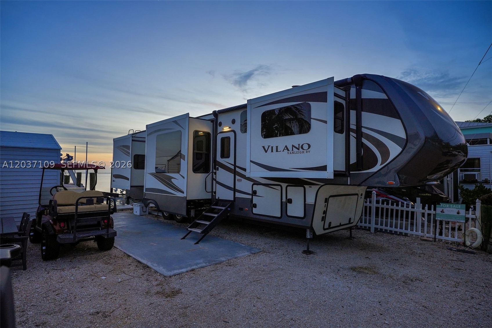 CALUSA CAMPGROUND - Land