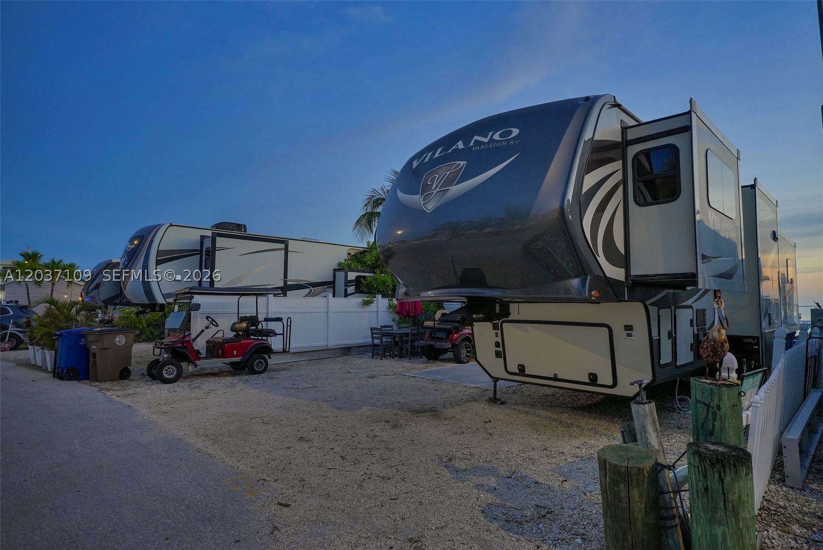 CALUSA CAMPGROUND - Land