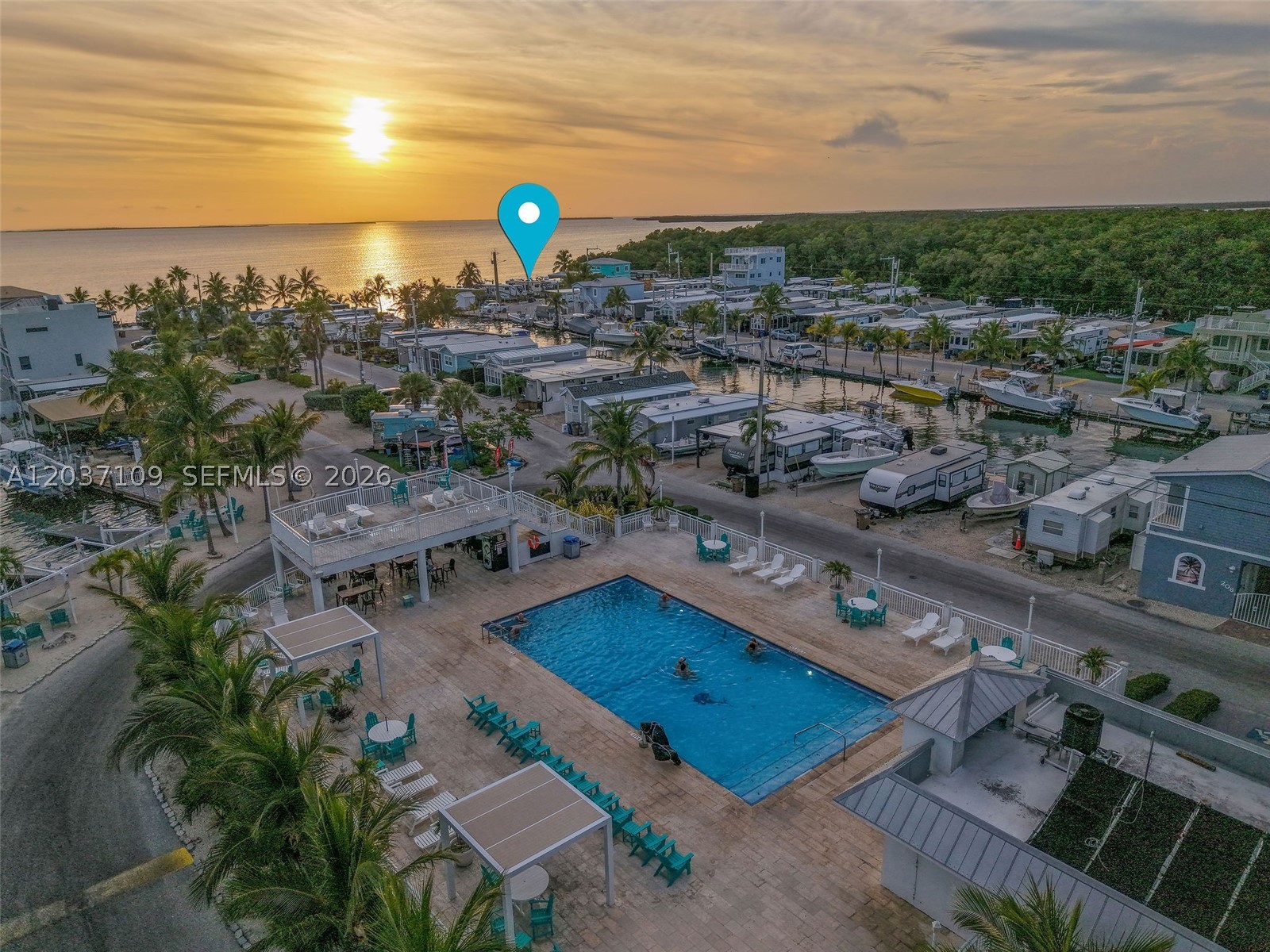 CALUSA CAMPGROUND - Land
