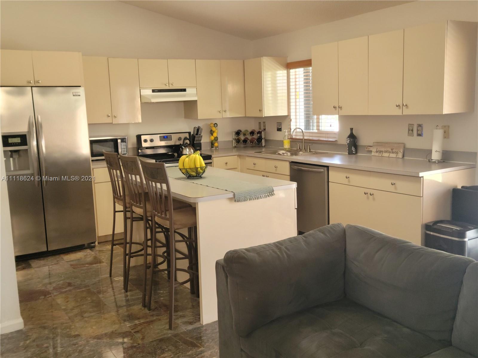 LIMEWOOD GROVE - Residential