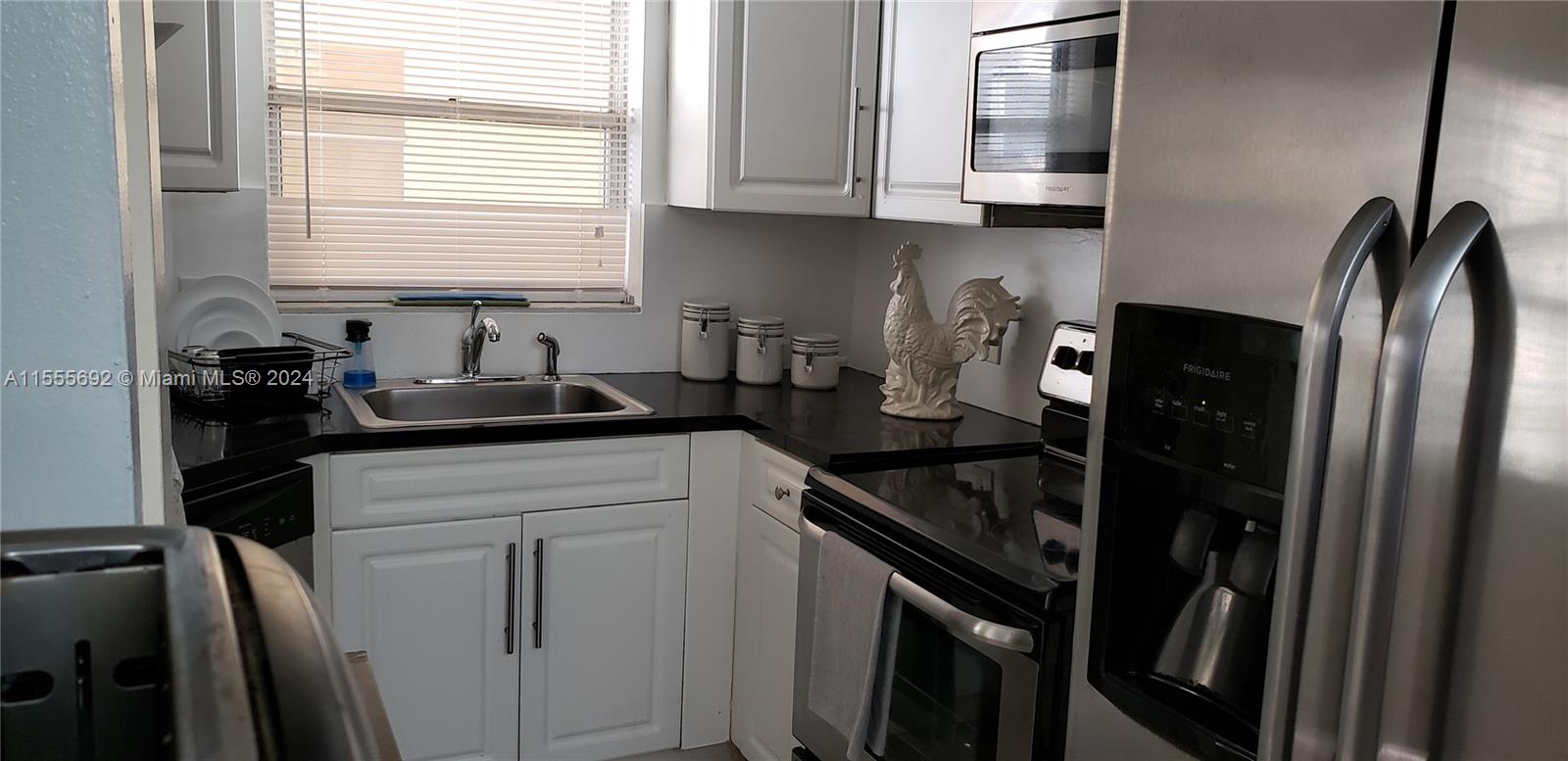 CASA DEL SOL CONDO - Residential