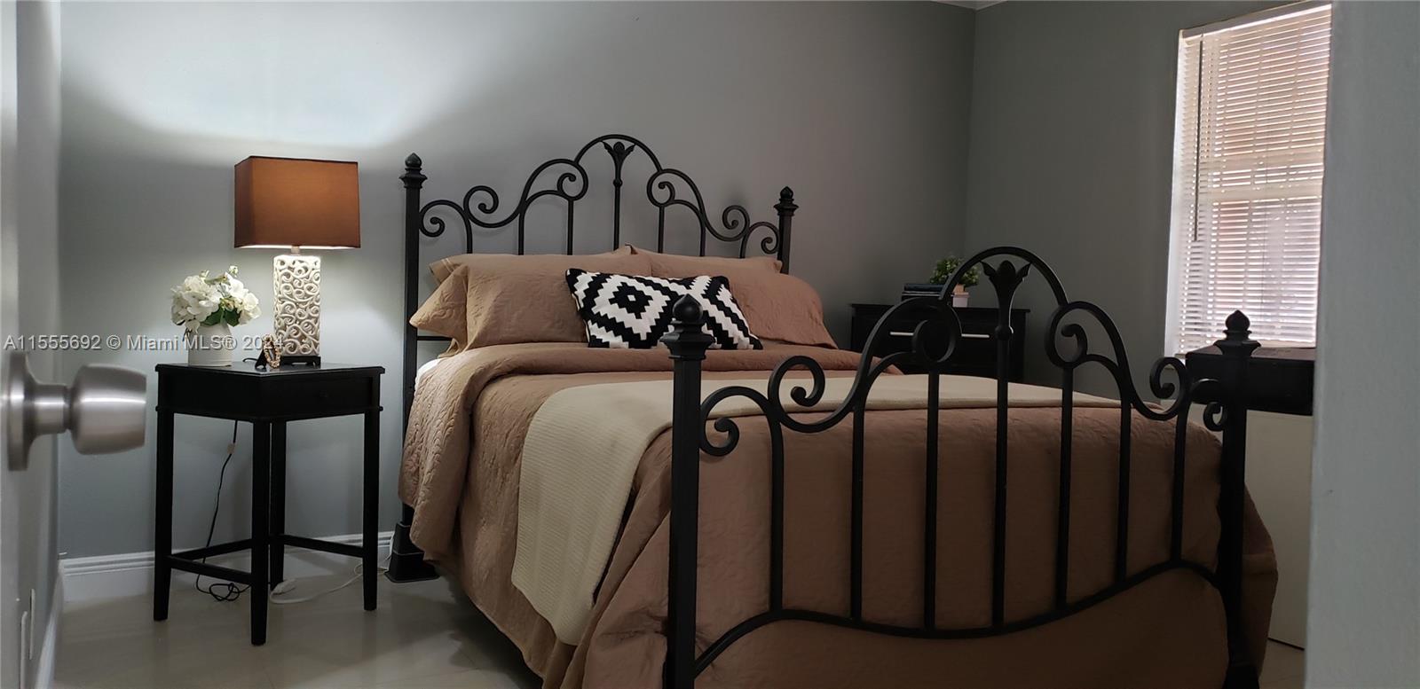 CASA DEL SOL CONDO - Residential