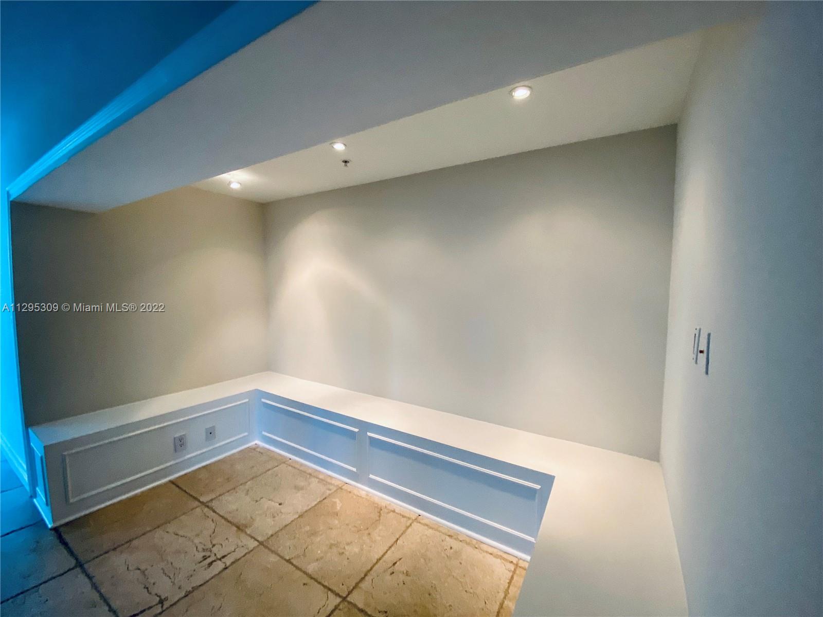 LATITUDE ON THE RIVER CON - Residential Lease