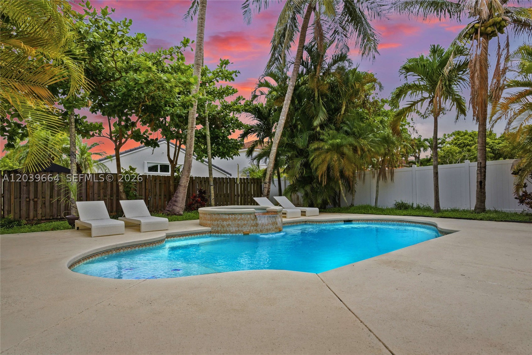 CHAPEL TRAIL II - Residential