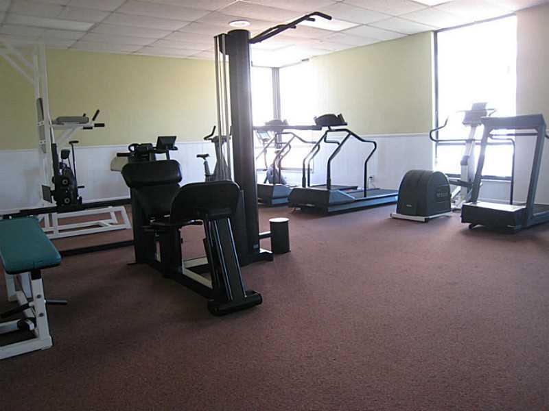 ALLINGTON TOWERS NO. - Residential Lease