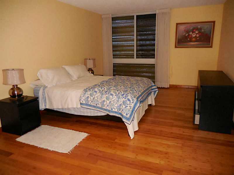 ALLINGTON TOWERS NO. - Residential Lease
