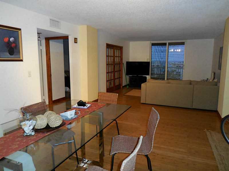 ALLINGTON TOWERS NO. - Residential Lease