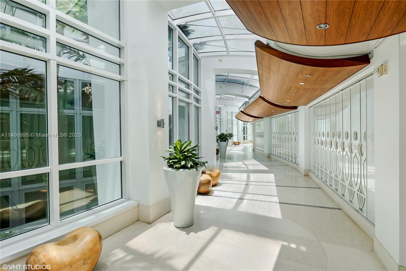 FONTAINEBLEAU II CONDO - Residential