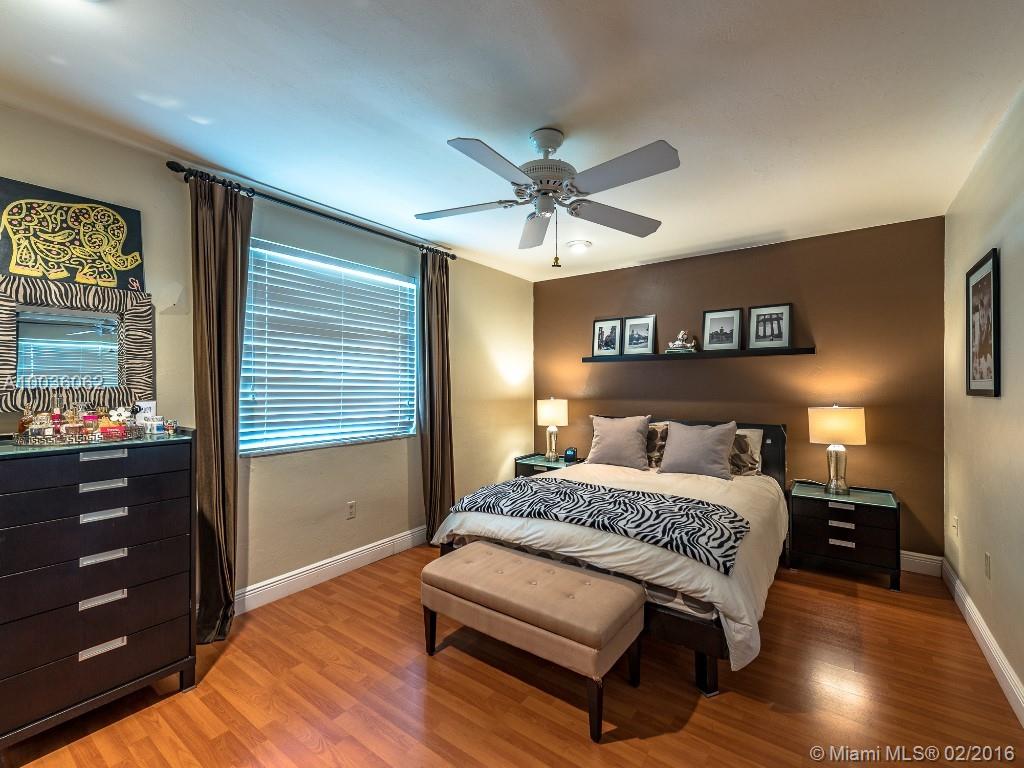 Miami Lakes Loch Lomond - Residential