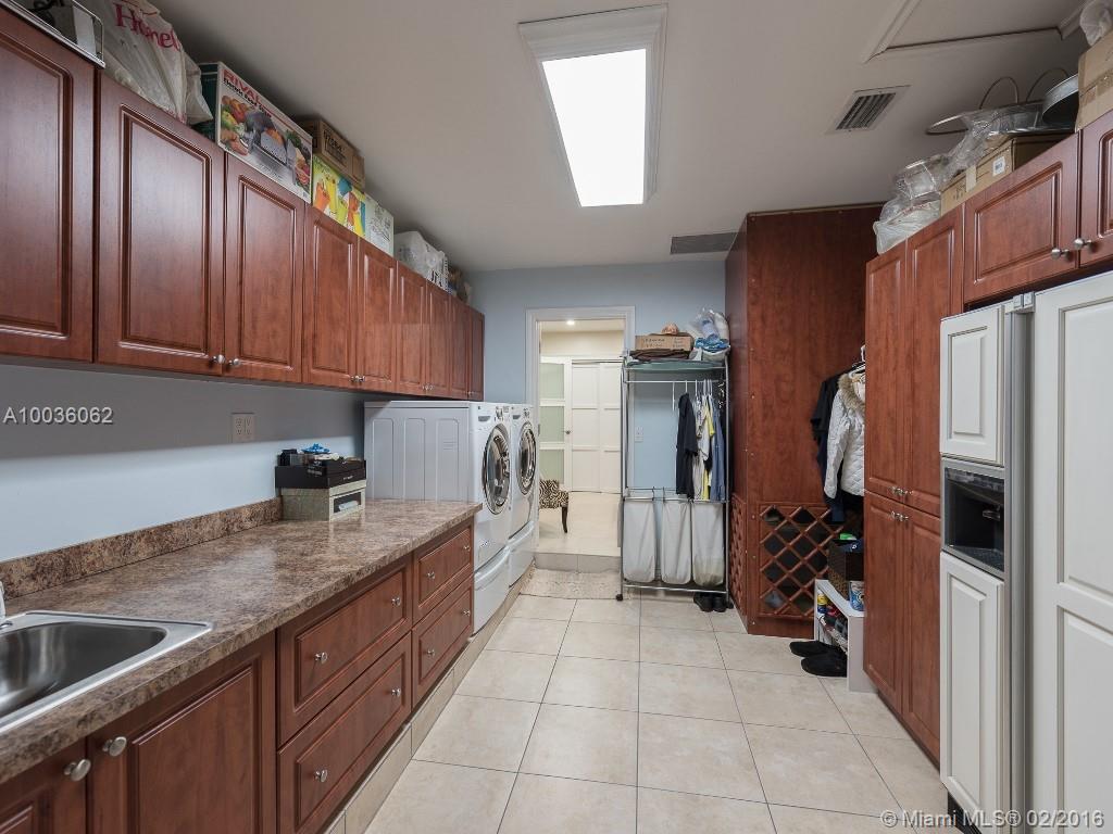 Miami Lakes Loch Lomond - Residential