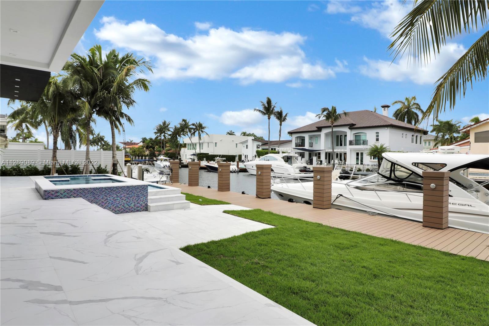 EASTERN SHORES 1ST ADDN - Residential