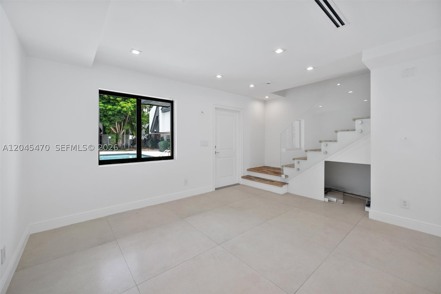 MILLER SIXTY-SEVEN TOWNHO - Residential