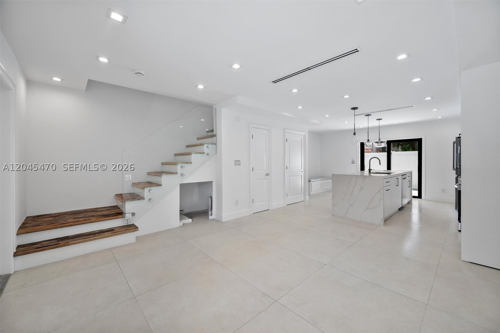 MILLER SIXTY-SEVEN TOWNHO - Residential