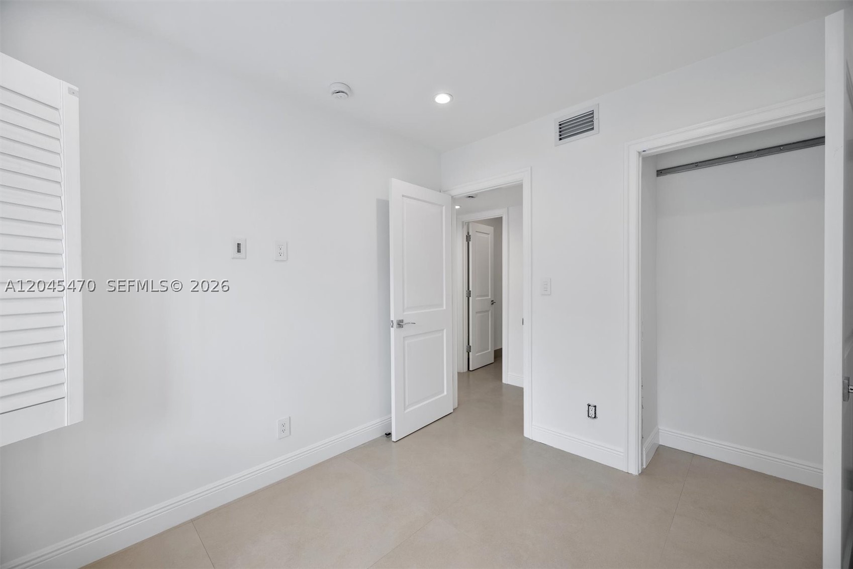 MILLER SIXTY-SEVEN TOWNHO - Residential