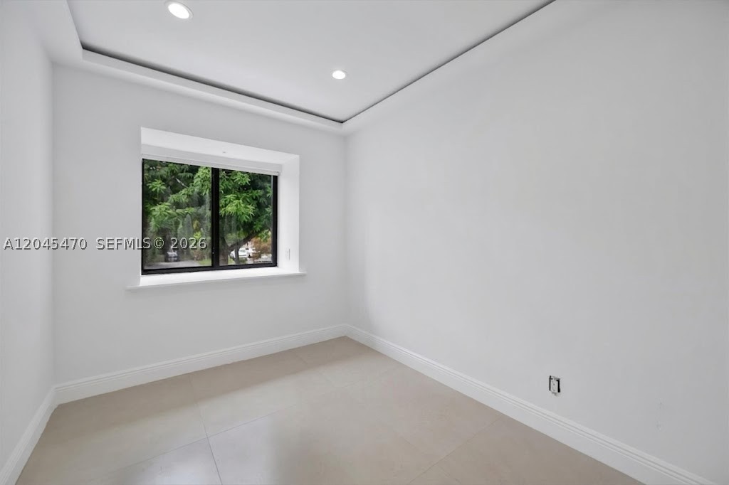 MILLER SIXTY-SEVEN TOWNHO - Residential