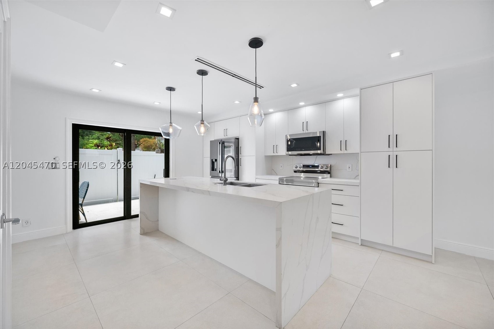 MILLER SIXTY-SEVEN TOWNHO - Residential