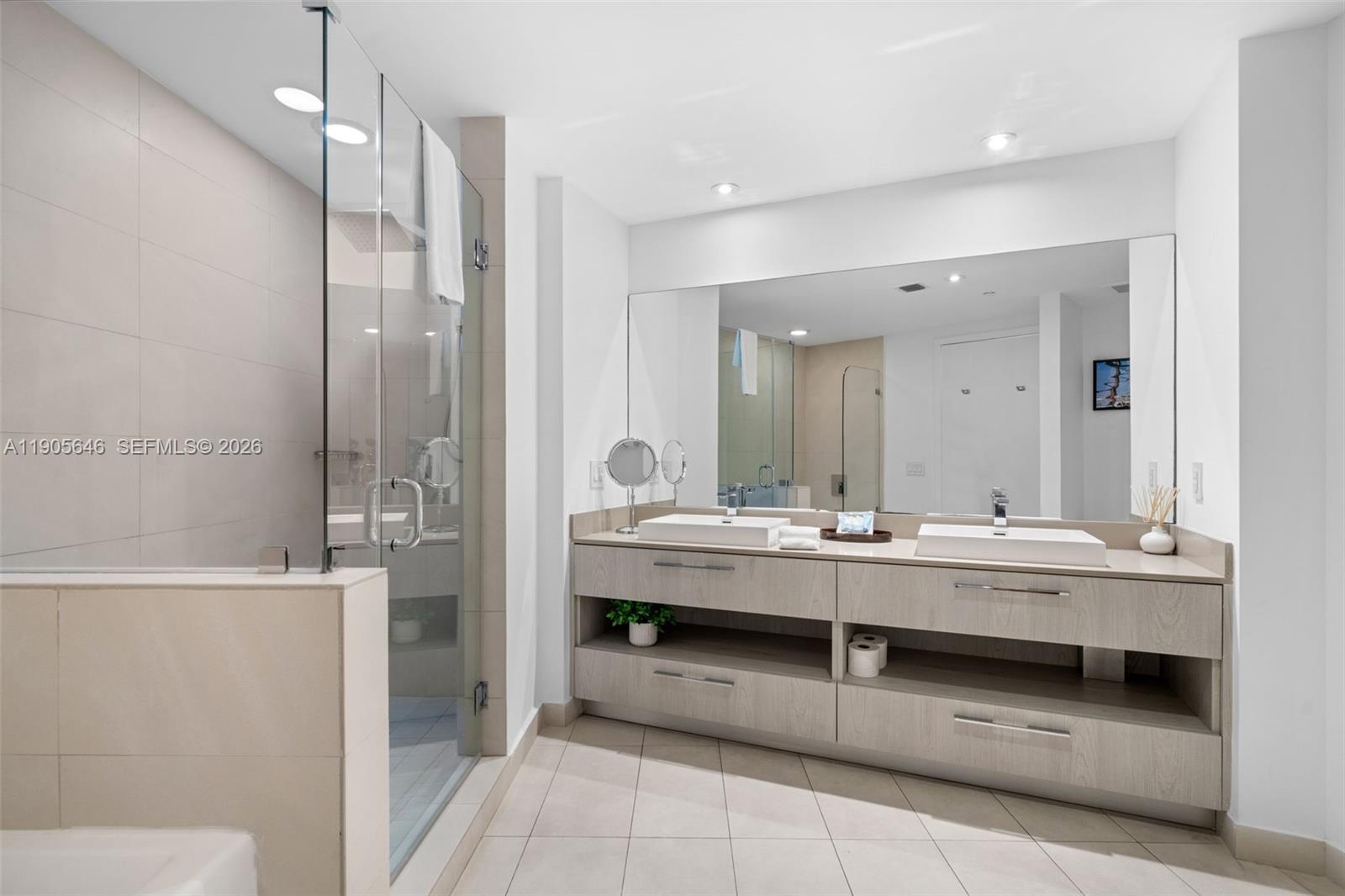 4111 SOUTH OCEAN DRIVE CO - Residential