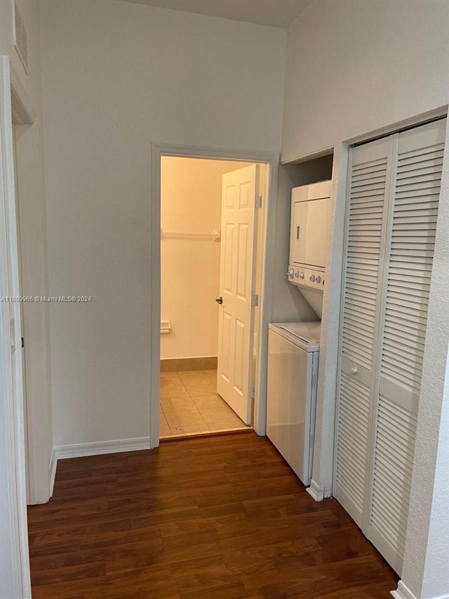 LAS TERRAZAS AT VIZCAYA C - Residential Lease
