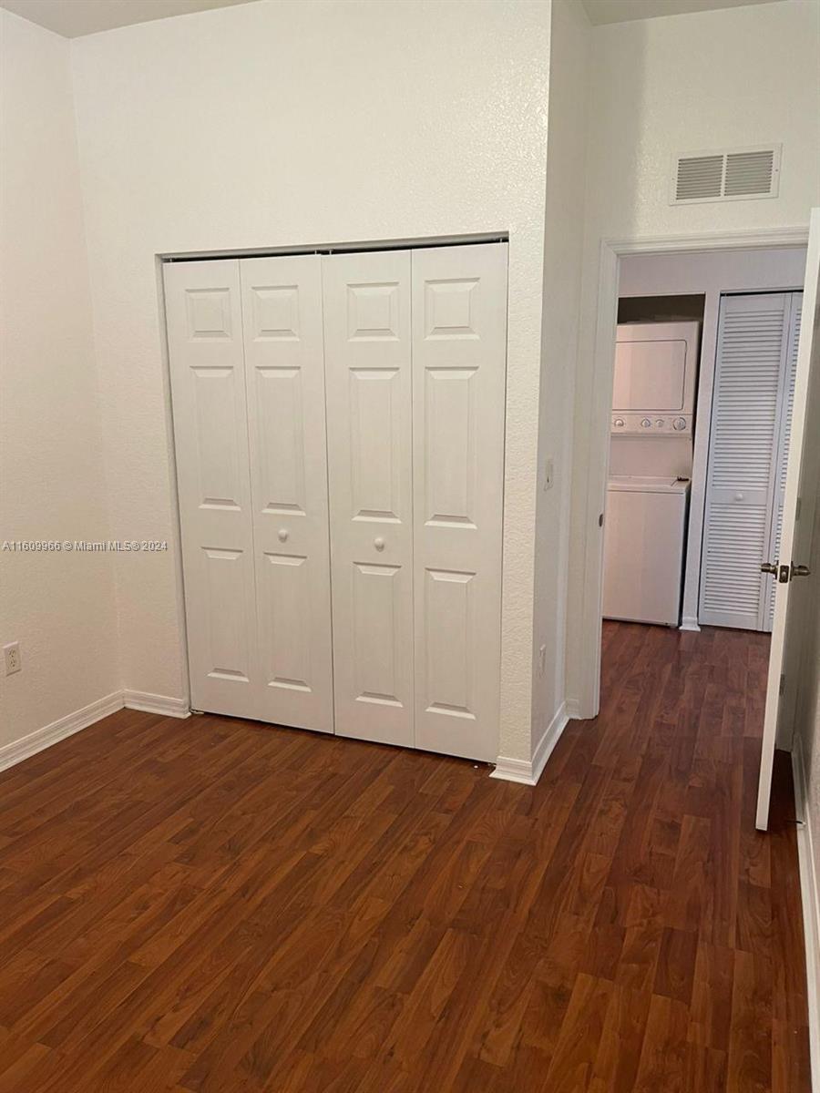 LAS TERRAZAS AT VIZCAYA C - Residential Lease