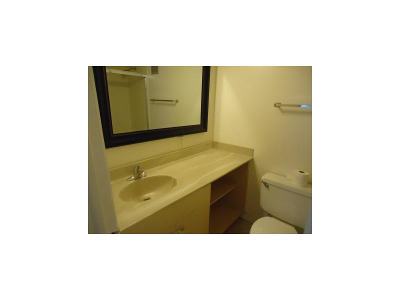 GREENGLADES CONDO 13 - Residential Lease