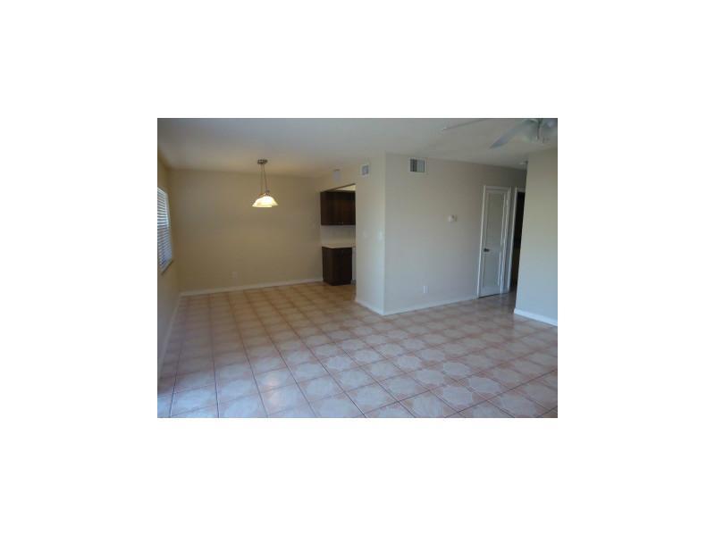 GREENGLADES CONDO 13 - Residential Lease