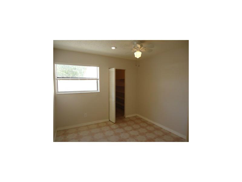 GREENGLADES CONDO 13 - Residential Lease