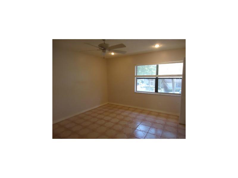 GREENGLADES CONDO 13 - Residential Lease