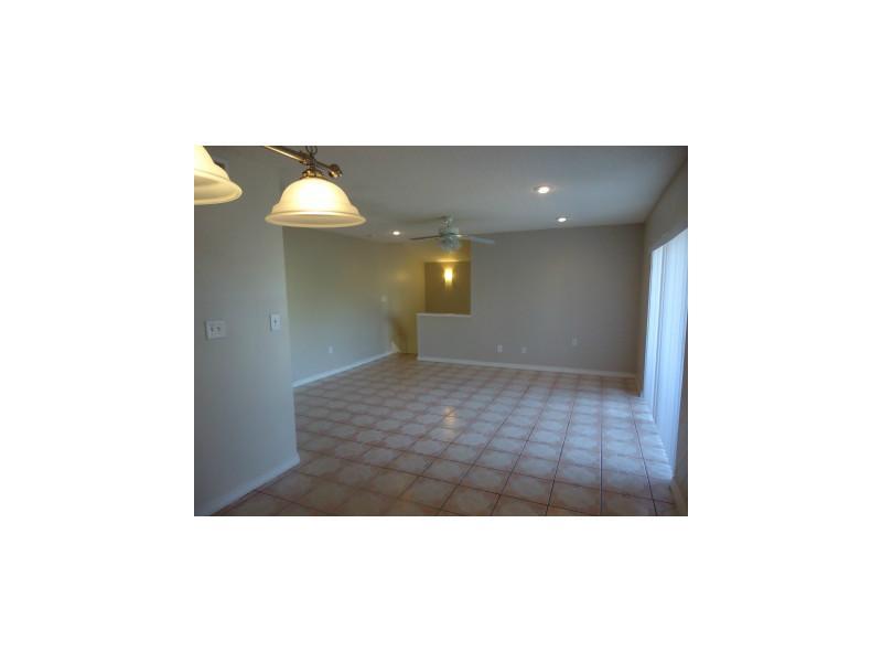 GREENGLADES CONDO 13 - Residential Lease