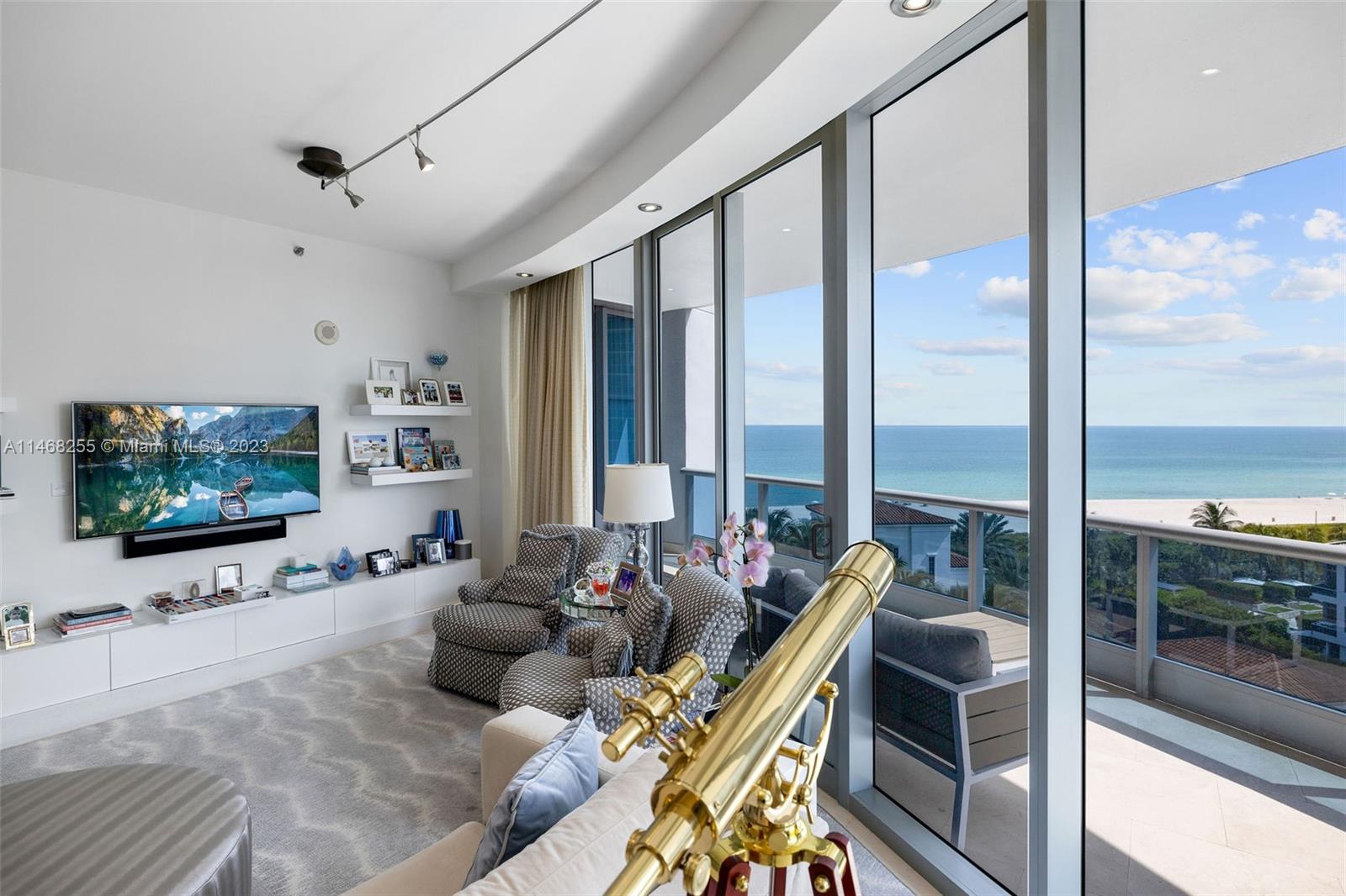 THE RESIDENCES AT THE BAT - Residential