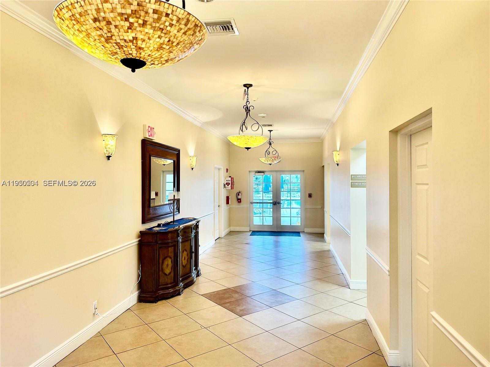 COLONIAL CLUB CONDO SEC 1 - Residential