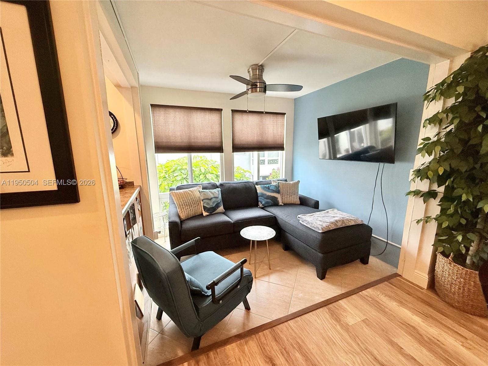 COLONIAL CLUB CONDO SEC 1 - Residential