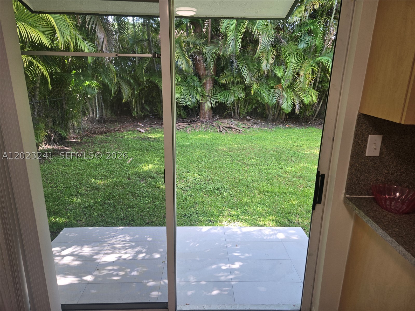 REV LINDLEY PERRINE CENTE - Residential Lease
