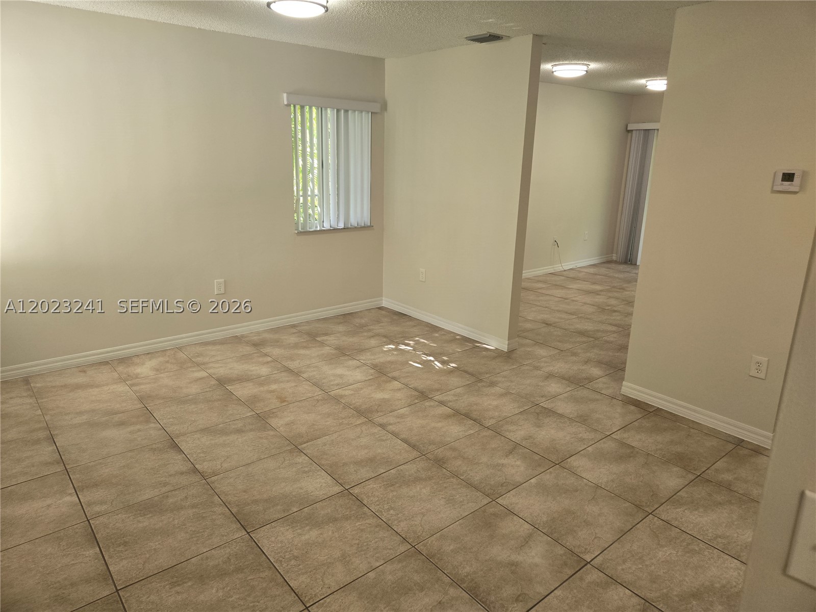 REV LINDLEY PERRINE CENTE - Residential Lease