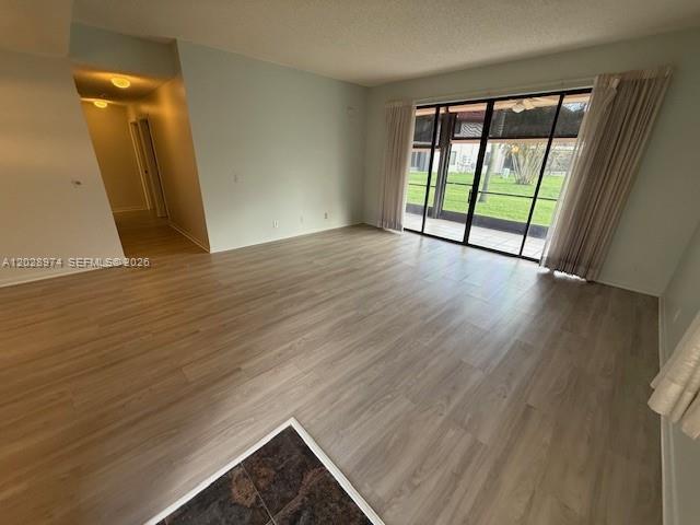 LEXINGTON CLUB VILLAS CON - Residential Lease