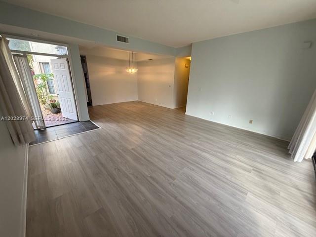 LEXINGTON CLUB VILLAS CON - Residential Lease