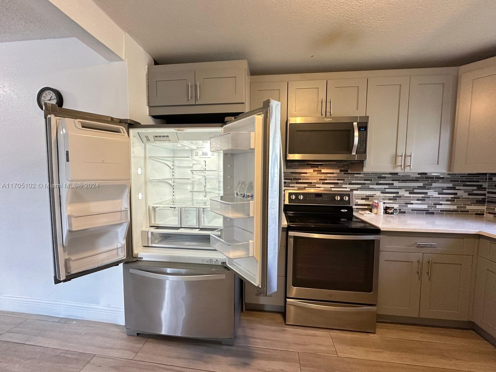 LAKE TAHOE ESTATES - Residential Lease