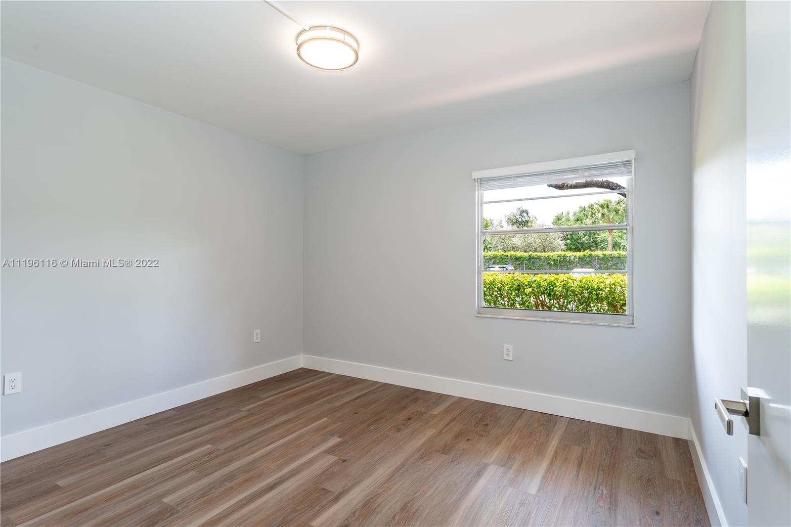IVANHOE EAST AT CENTURY V - Residential
