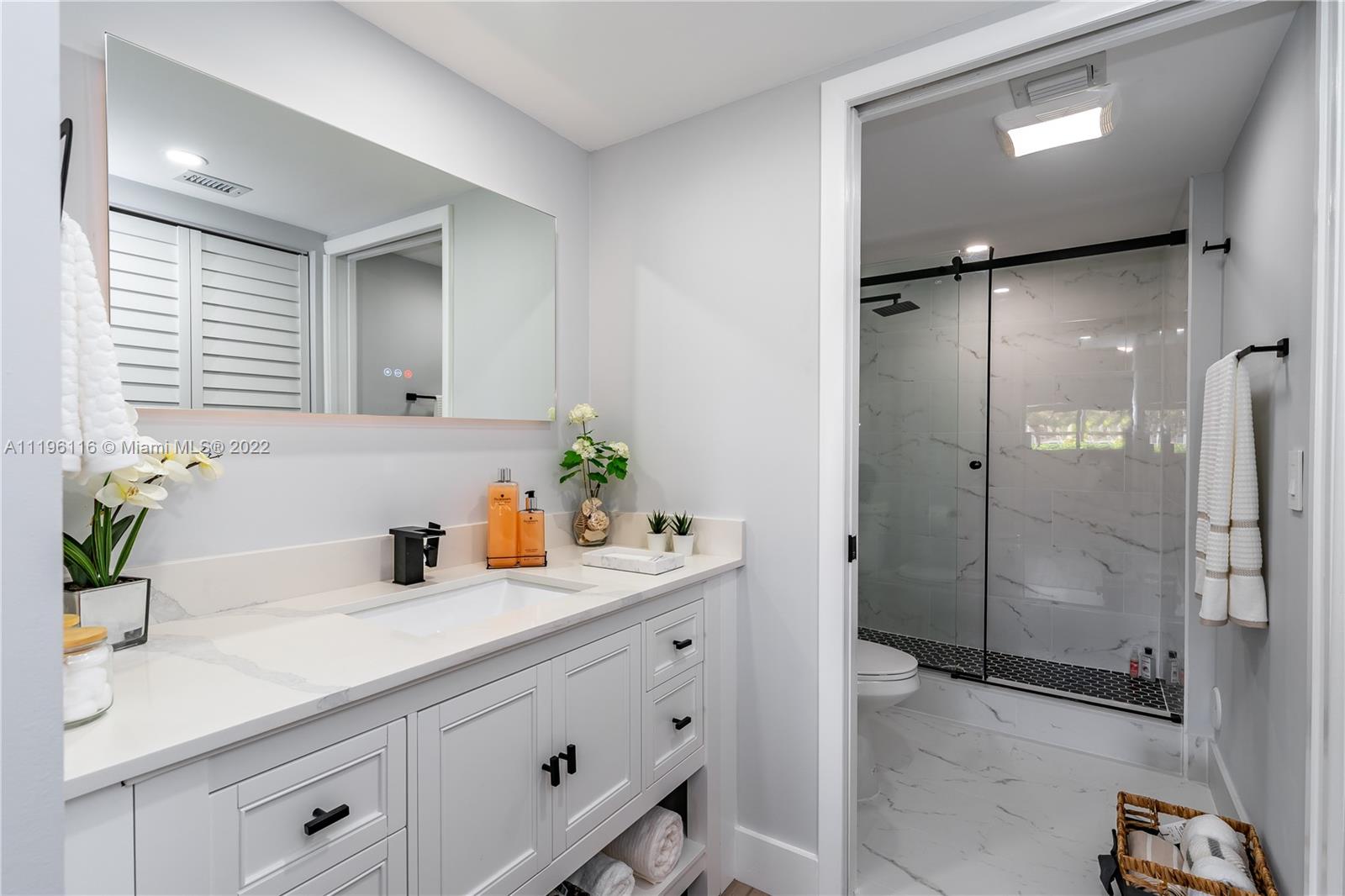 IVANHOE EAST AT CENTURY V - Residential