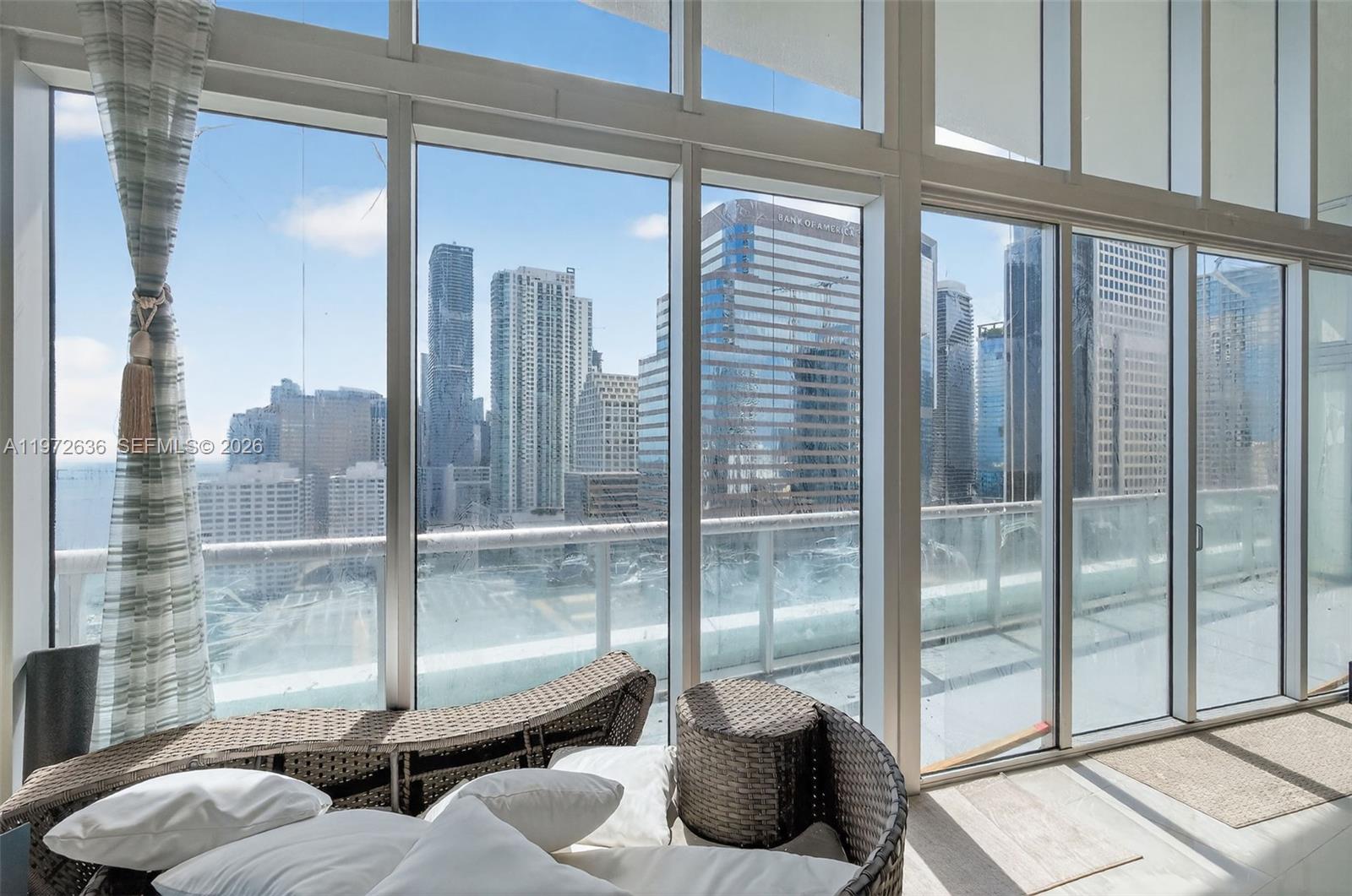 ICON BRICKELL NO TWO - Residential