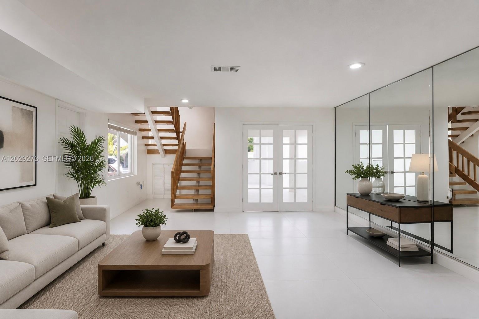 L HERMITAGE - Residential Lease