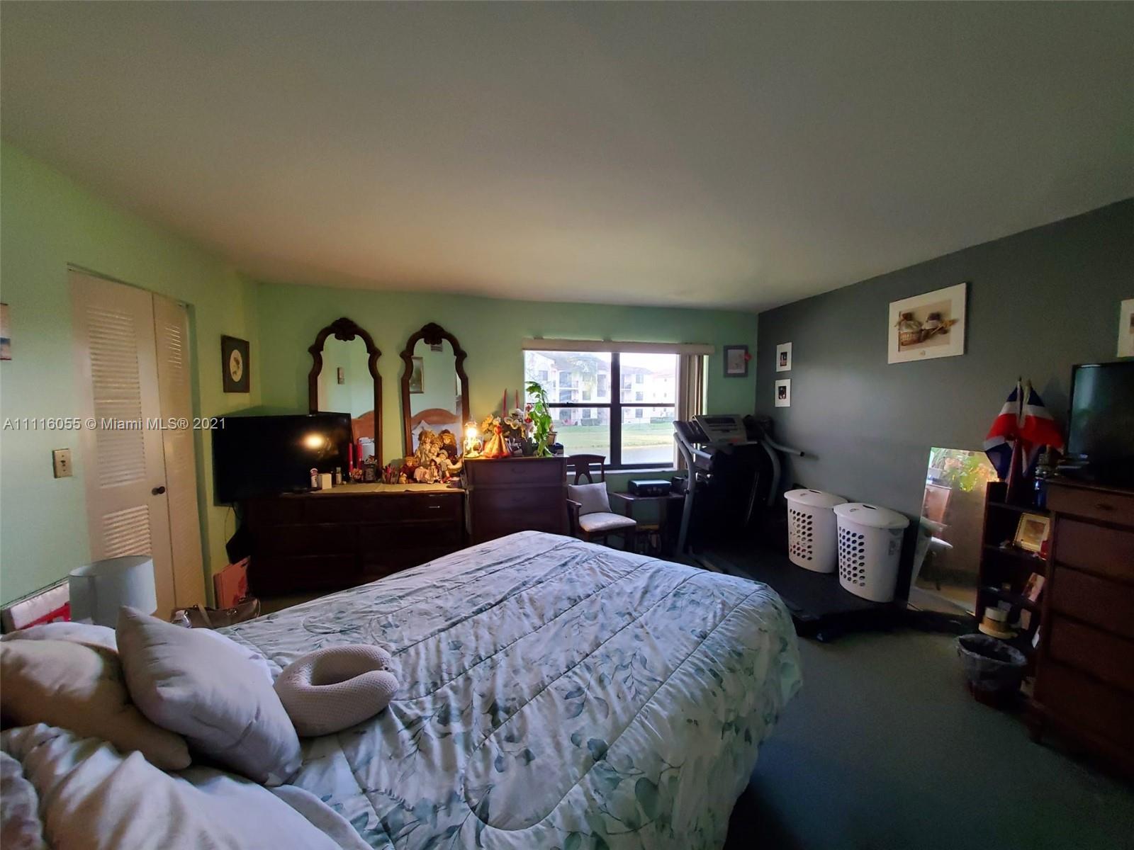 BLEAU FONTAINE CONDO #3 - Residential