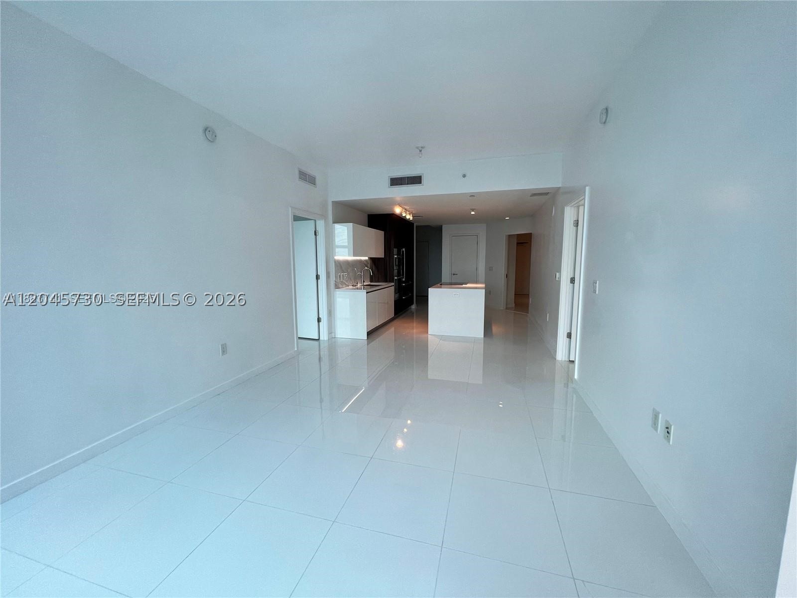 PARAMOUNT MIAMI WORLDCENT - Residential
