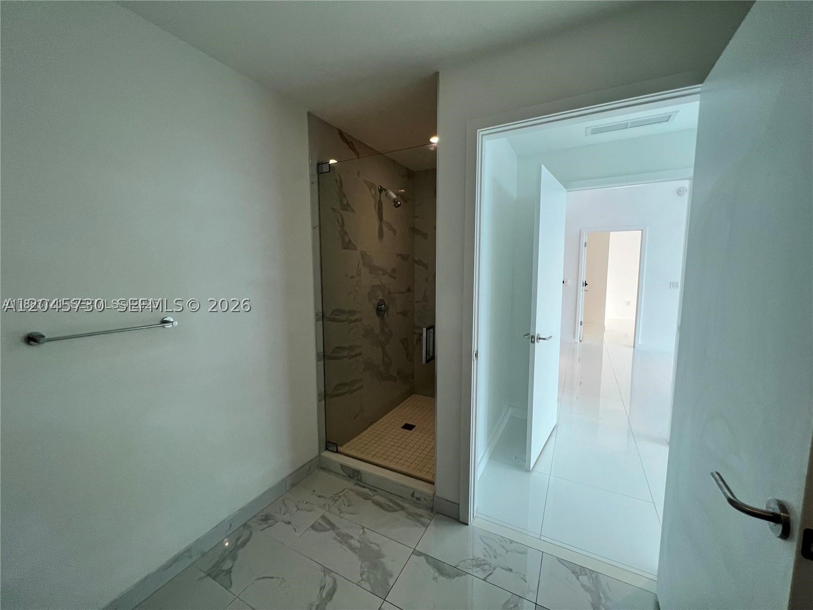 PARAMOUNT MIAMI WORLDCENT - Residential