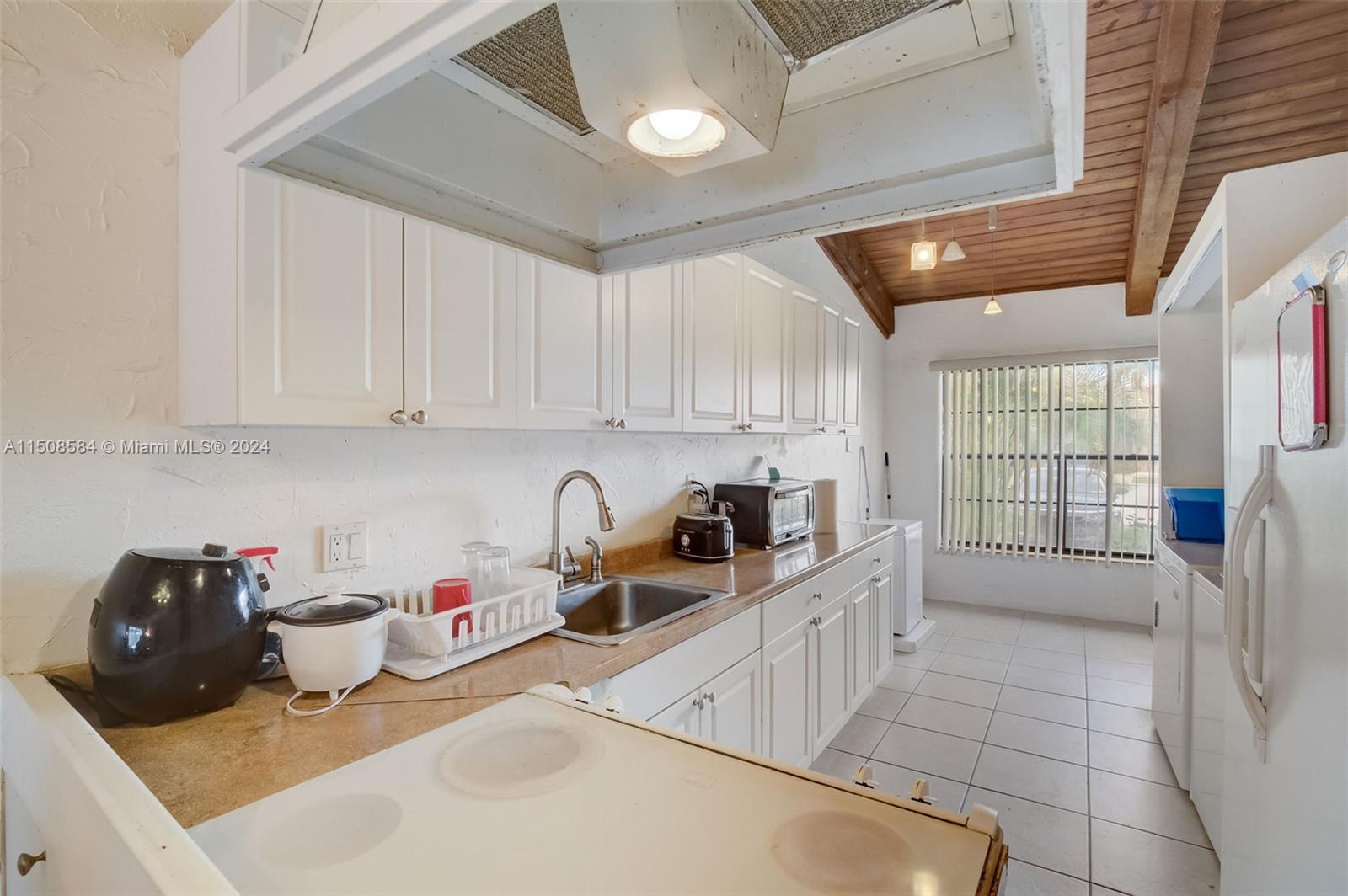 EVERGLADES SUGAR & LAND C - Residential