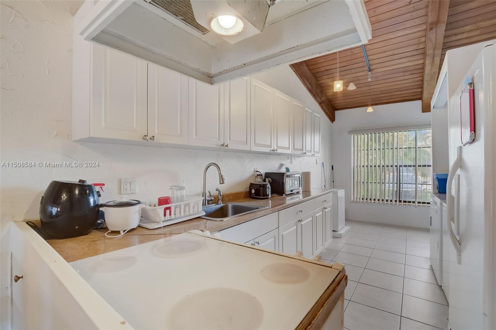 EVERGLADES SUGAR & LAND C - Residential